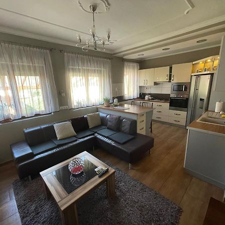 Relax Apartment Залегершег Екстериор снимка